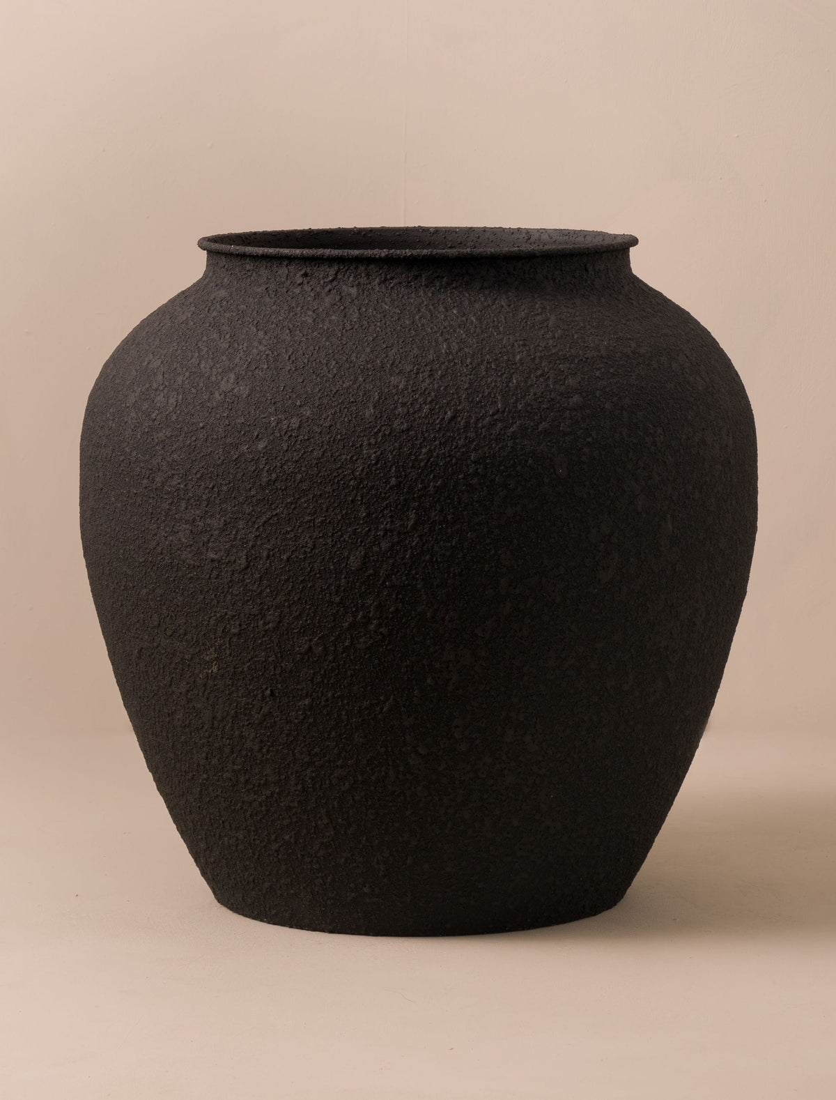 Grand pot Etta en fer – Noir