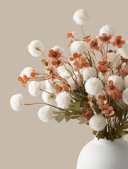 Composition florale artificielle – Fleurs de cire terre d’ombre