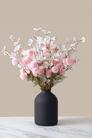 Composition florale artificielle – Blanc et rose