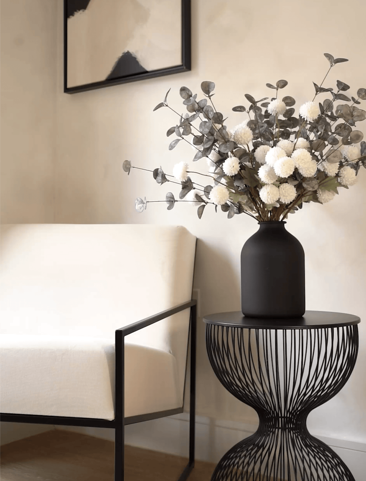 Composition florale artificielle – Blanc et vert