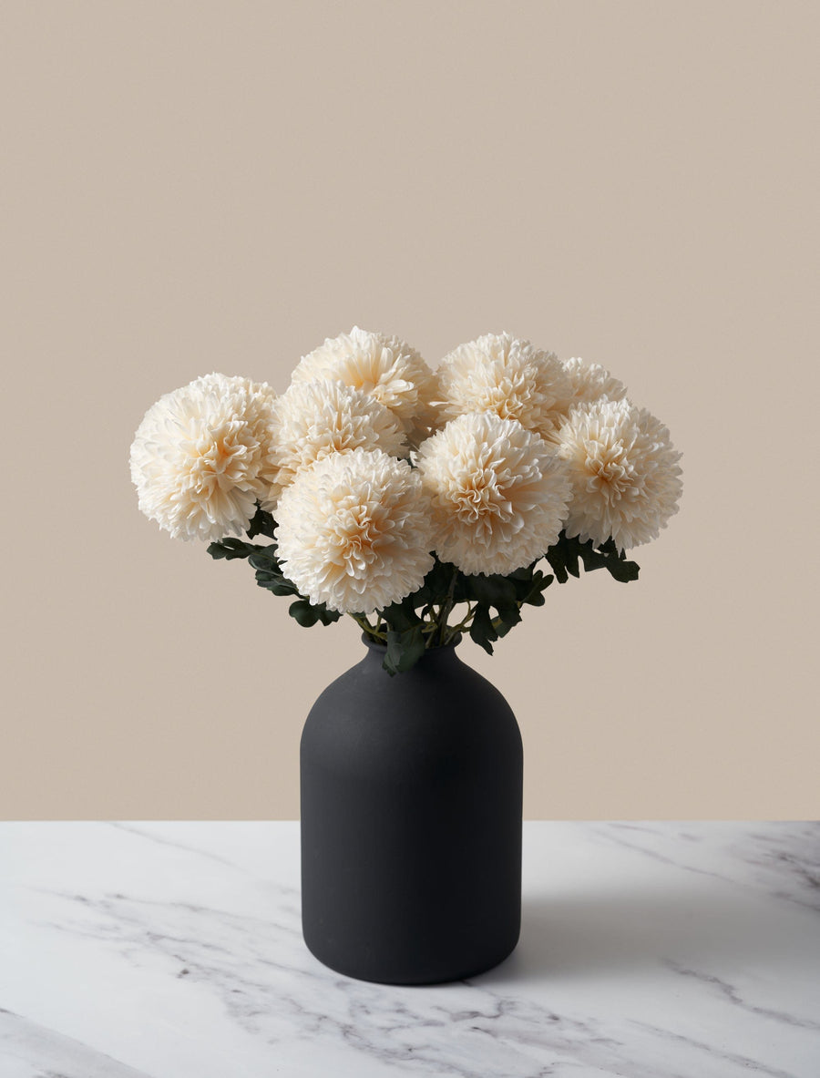 Grands chrysanthèmes Kiku artificiels – Beige (10 tiges)