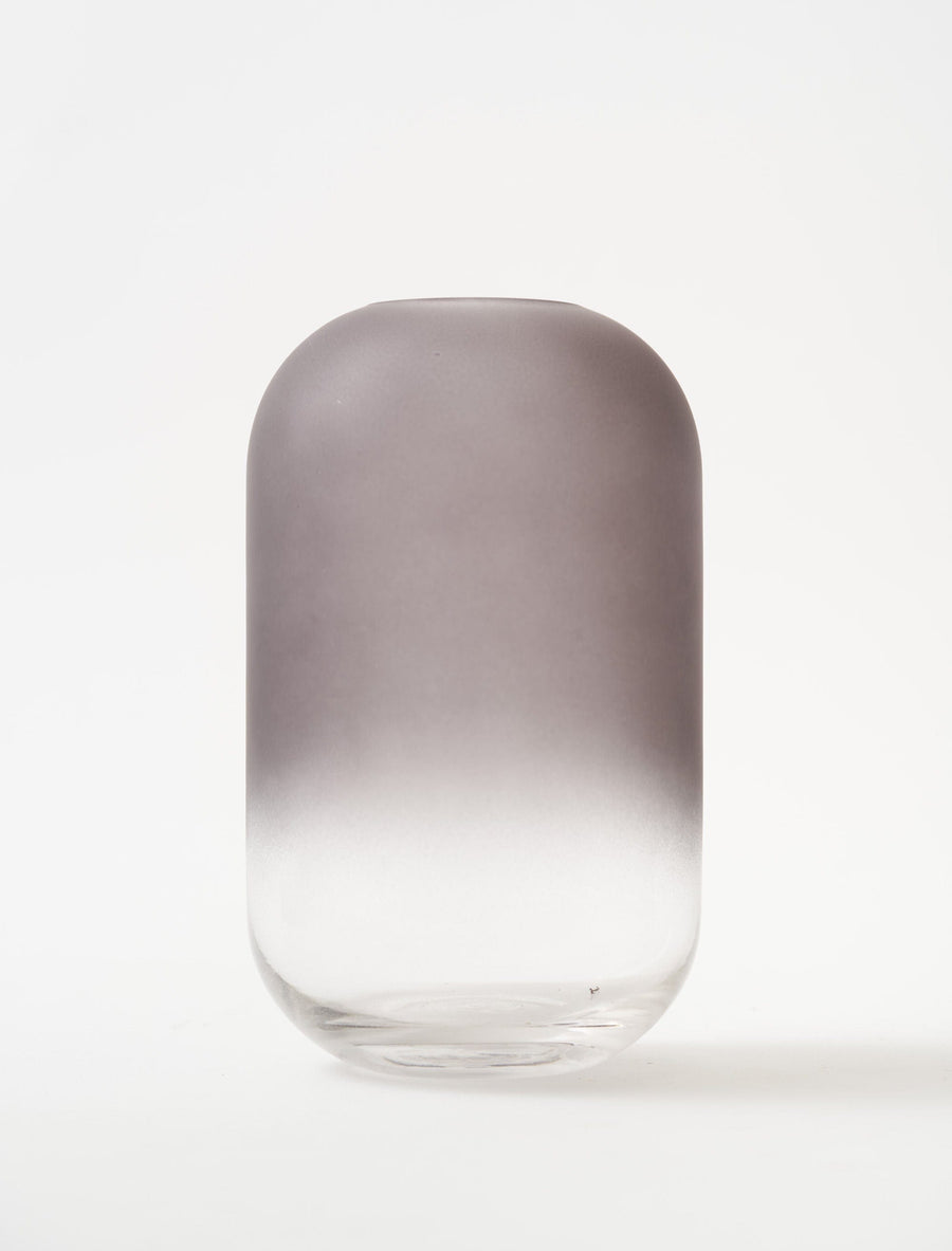 Vase Ava en verre dépoli – Gris