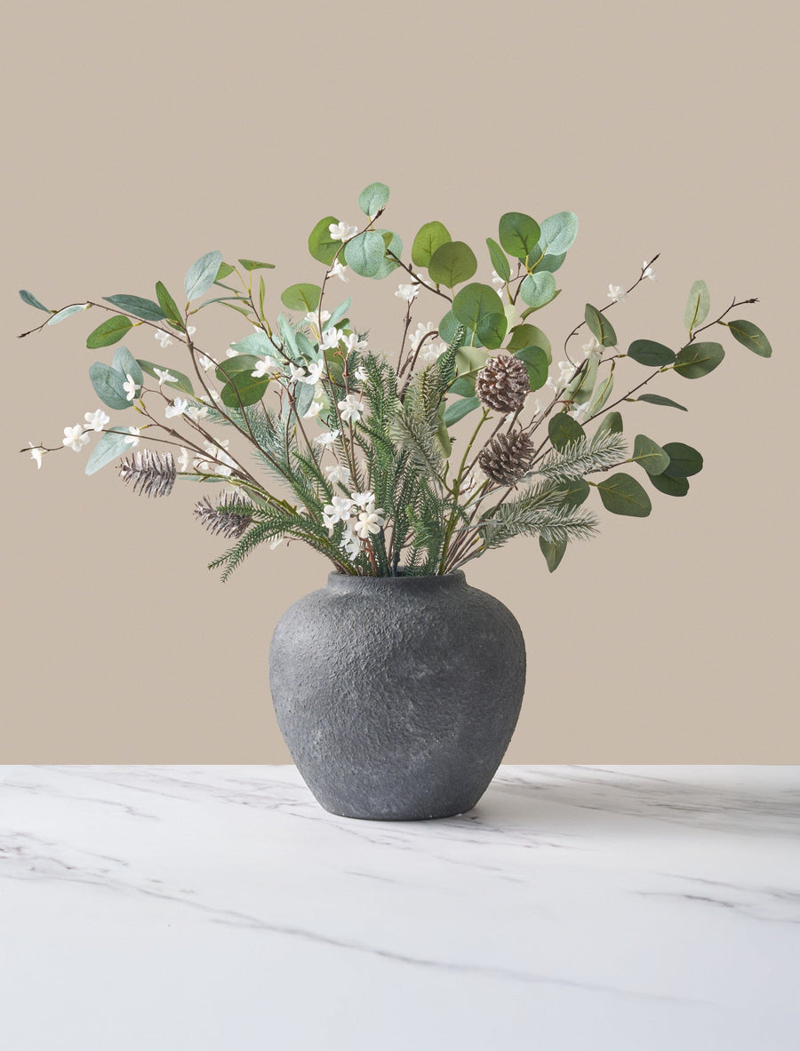 Composition florale artificielle - Eucalyptus et Blanc d'hiver