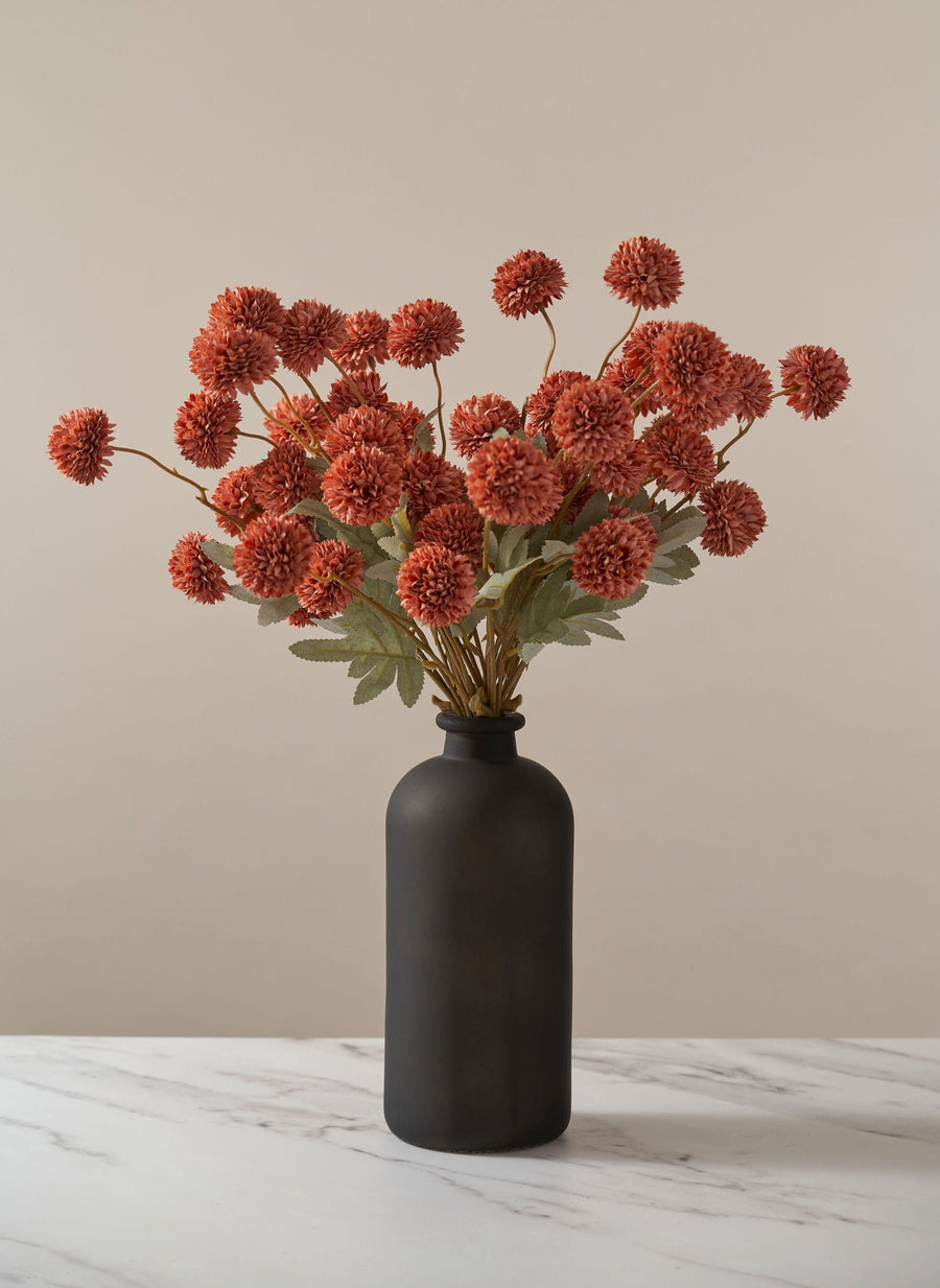 Chrysanthèmes Kiku artificiels – Terre d’ombre (10 tiges / 50 fleurs)