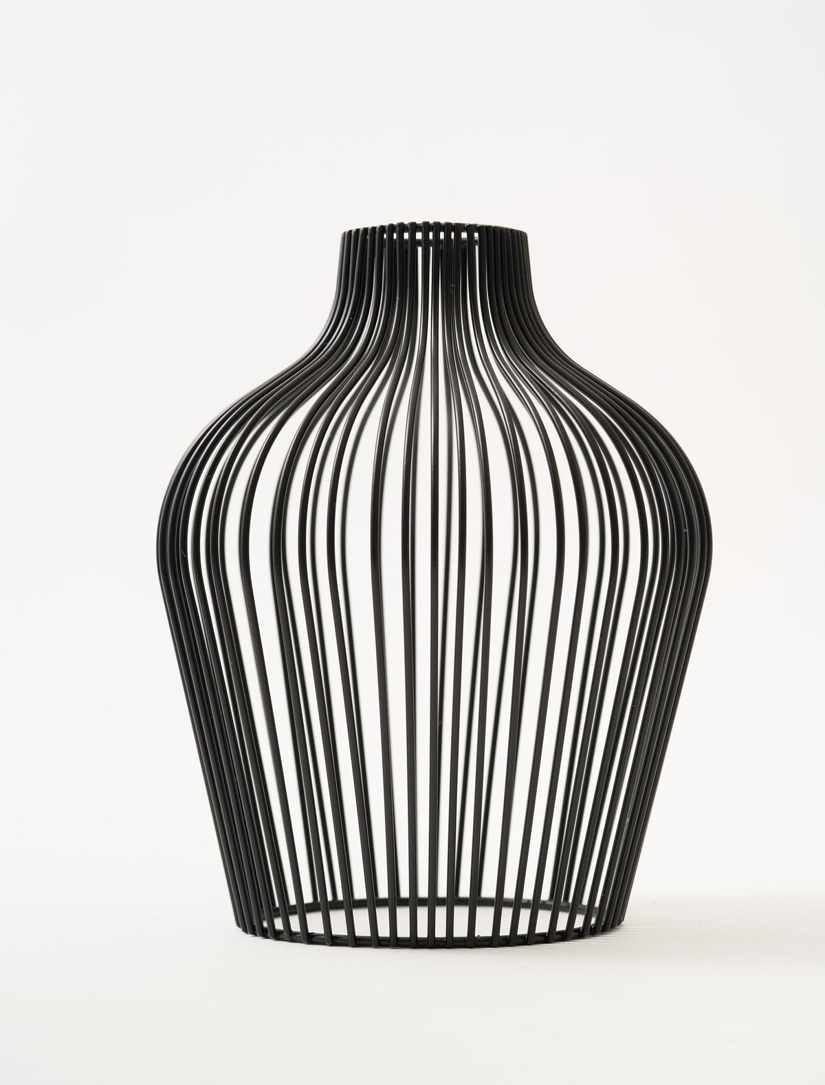 Vase Outline Mya – Noir
