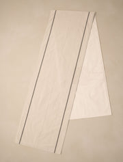 Chemin de table à rayures échelle beige et noir – 200 cm