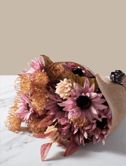 Composition florale artificielle d’automne – Rose et beige